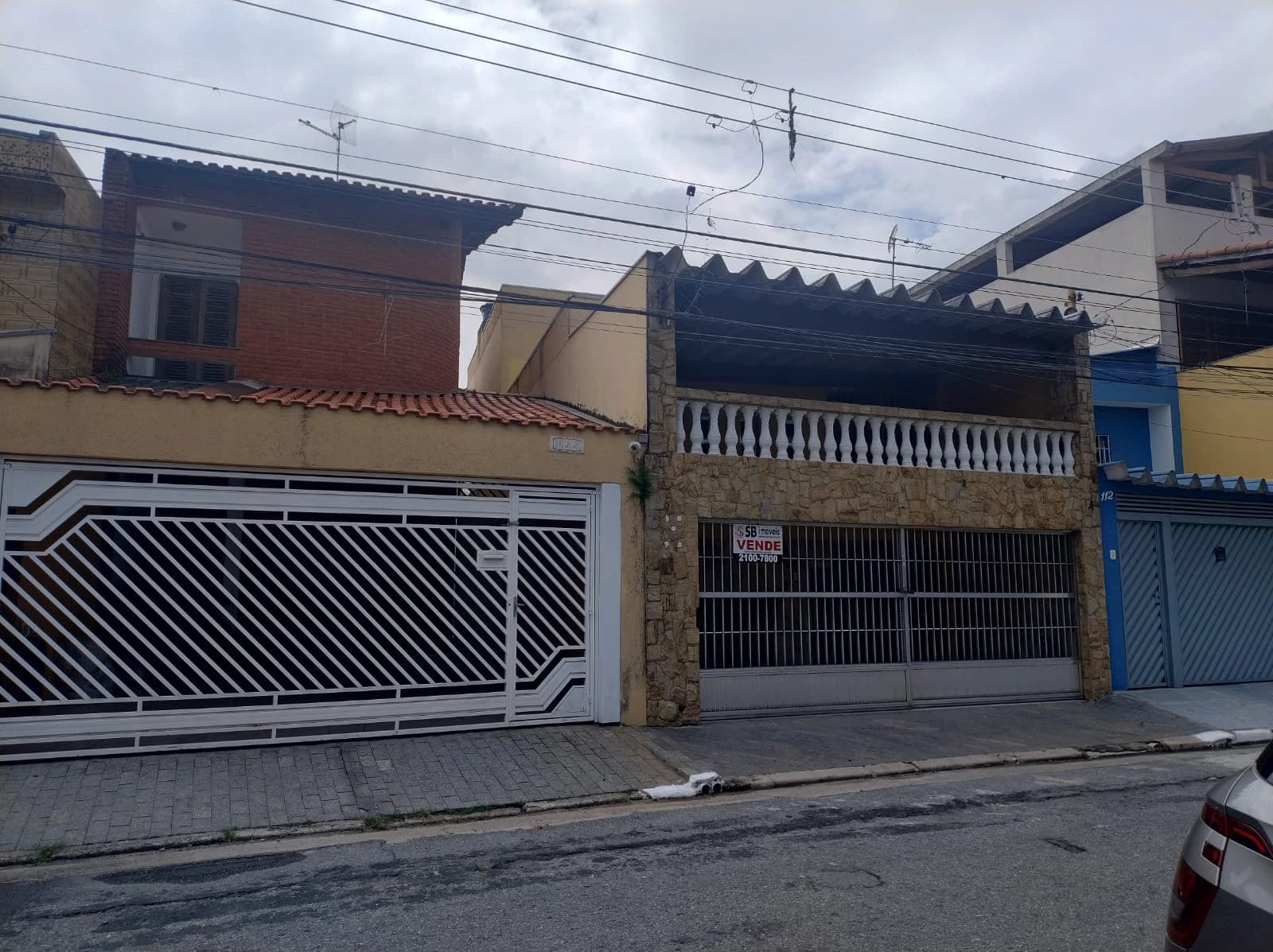 🏡 CASA À VENDA RUA LARGA 📐 136 m² CONSTRUÍDOS 📏 TERRENO 6x25 🚪 FRENTE PARA DUAS RUAS 📍 JARDIM COLORADO 📲 (11) 95244-9914 🔥 OPORTUNIDADE ÚNICA!